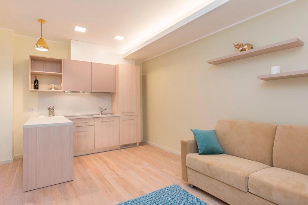 Bilo Via Bellinzona Apartment Como Ngoại thất bức ảnh